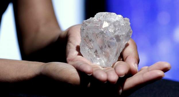 Lesedi la Rona – самый большой в мире алмаз