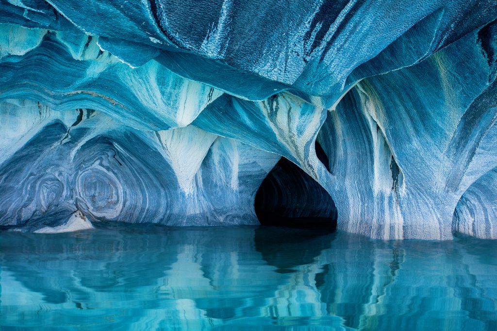 Мраморные пещеры: царство воды