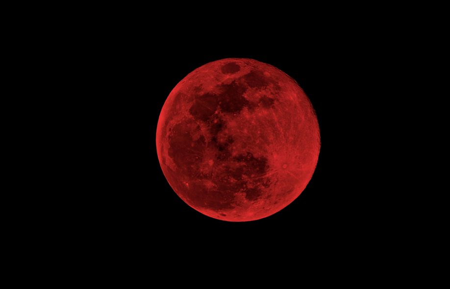 Красная луна фото