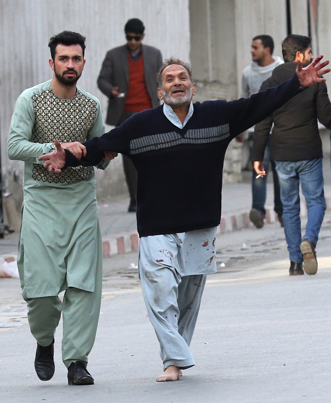 Теракт в Кабуле: погибло не менее 100 человек - Вокруг Света