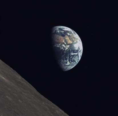 Китай впервые вывел спутник на обратную сторону Луны.Вокруг Света. Украина