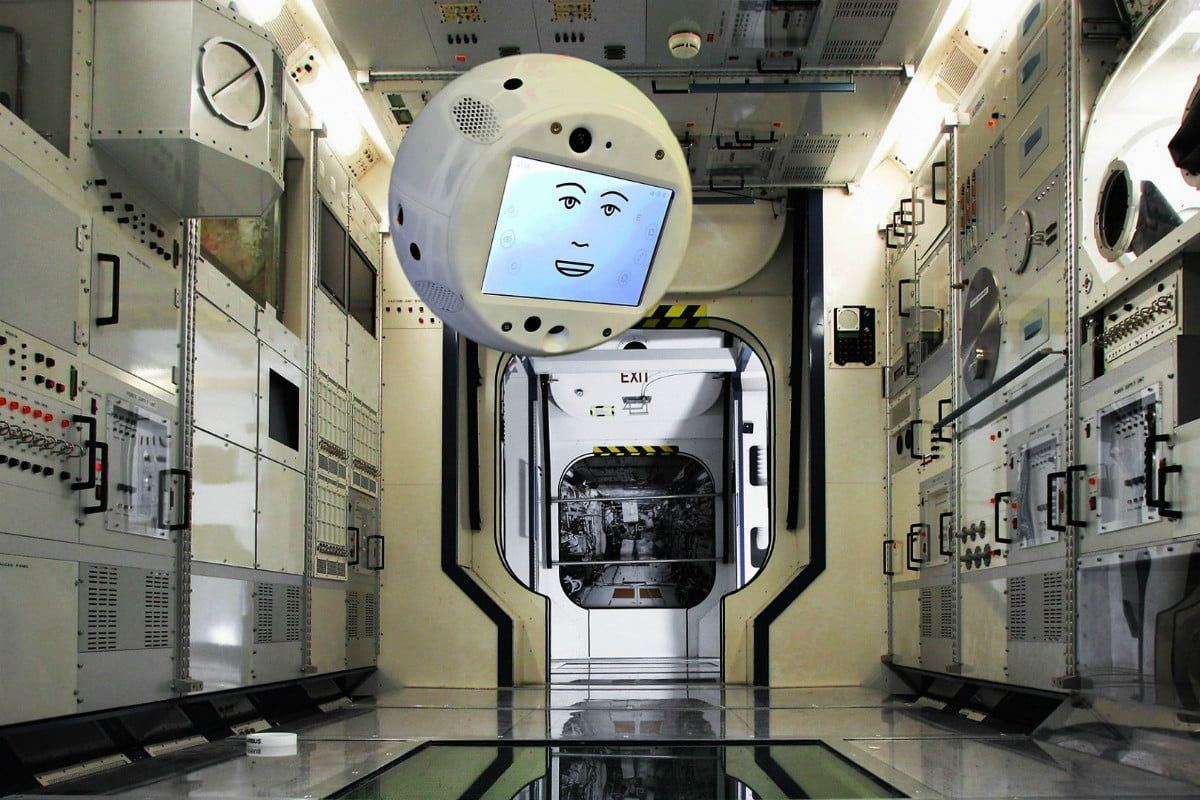 На МКС отправили робота-интроверта.Вокруг Света. Украина