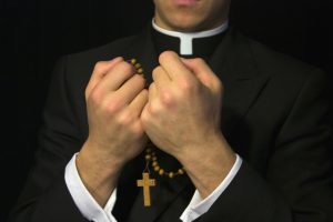 Приход без пастыря: почему католической церкви США не хватает священников?