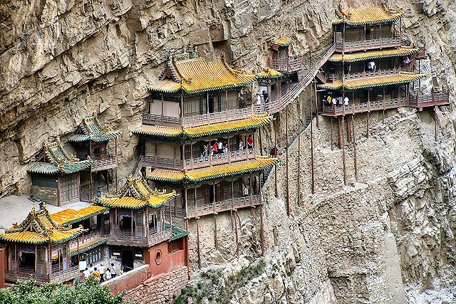 В Китае открыли после ремонта «Висячий монастырь».Вокруг Света. Украина