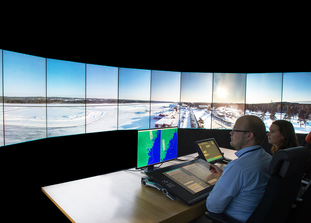 В британском аэропорту появилась первая виртуальная диспетчерская.Вокруг Света. Украина