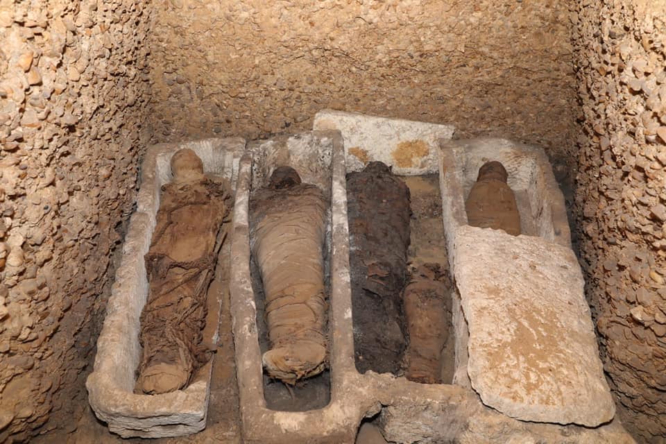В Египте нашли семейную гробницу с мумиями, среди которых дети