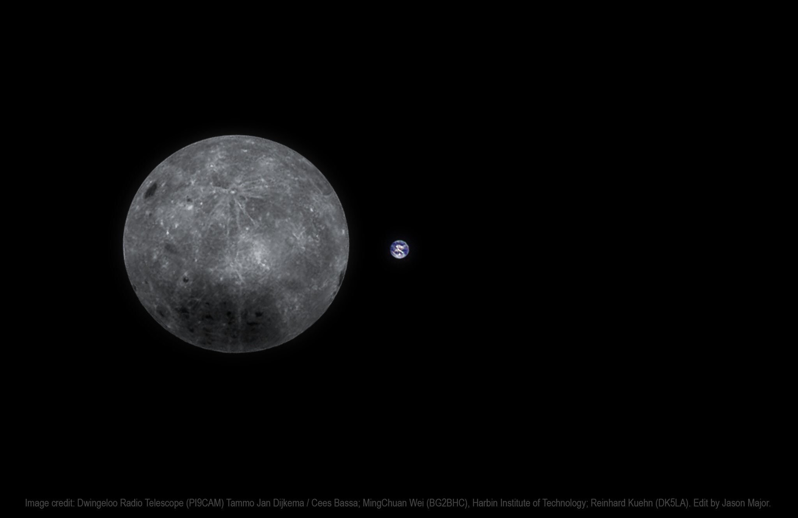 Китайский спутник прислал фото полной Земли с обратной стороны Луны