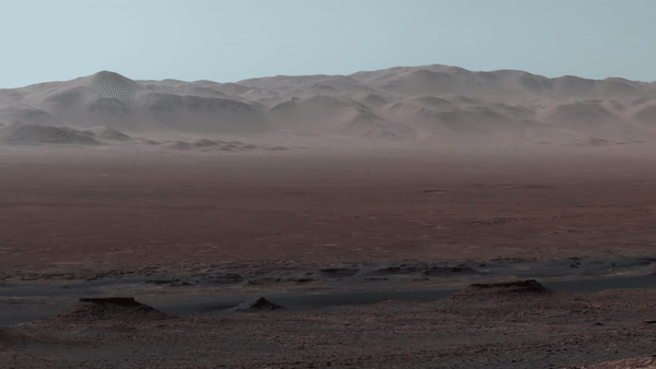 Марс на 360º:  Curiosity прислал панорамное видео кратера Гейла