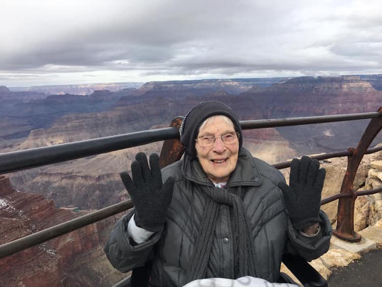 103-летняя женщина стала экскурсоводом Гранд-Каньона
