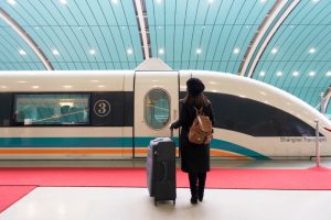 К 2020 году Китай запустит беспилотные поезда, движущиеся со скоростью 200 км/час