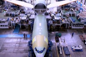 Airbus показал, как собирают новый самолет (таймлапс-видео)