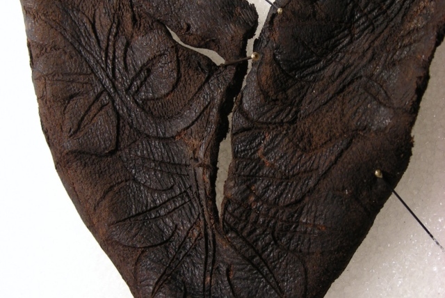 Археологи нашли в Швейцарии фрагмент детского ботинка 14 века