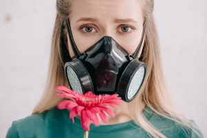 Как перестать чихать и начать жить: советы аллерголога