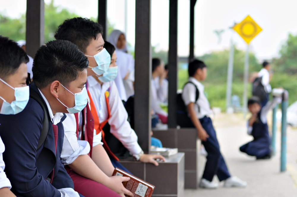Из-за загрязнения воздуха в Малайзии закрыли 400 школ.Вокруг Света. Украина