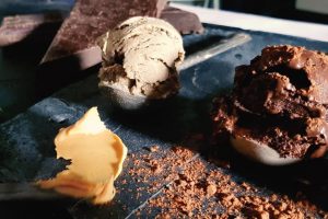 В ЮАР популярно мороженое из личинок черной мухи