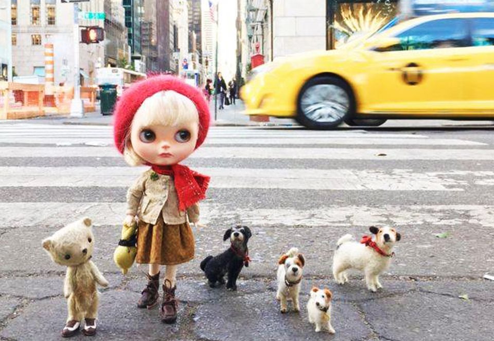 Амели-2: англичанка фотографирует путешествия кукол в разных странах.Вокруг Света. Украина