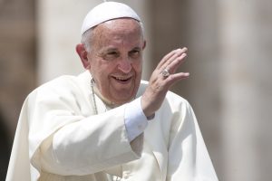 Папа Римский произнес речь о грядущей климатической катастрофе