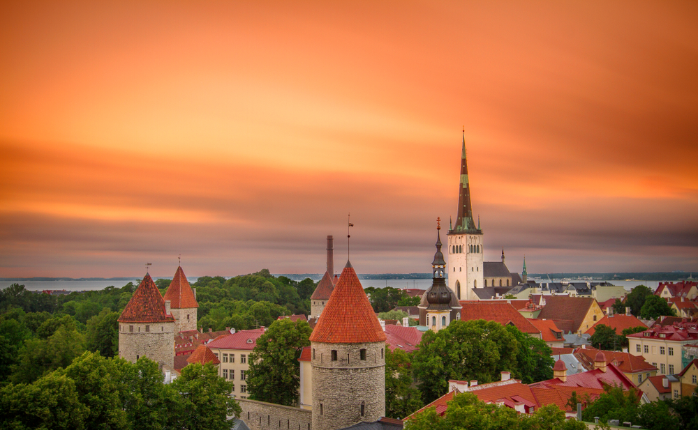 В Таллинне вводят туристический налог.Вокруг Света. Украина