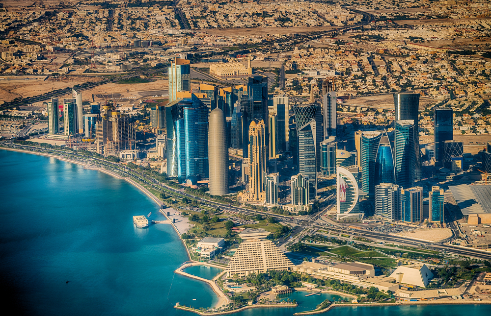 В Катаре настолько жарко, что кондиционеры устанавливают на улицах