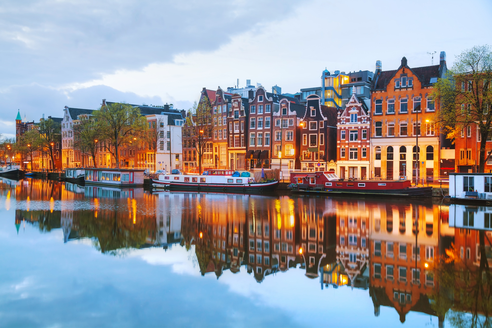 В Амстердаме начал действовать самый высокий в мире налог для туристов