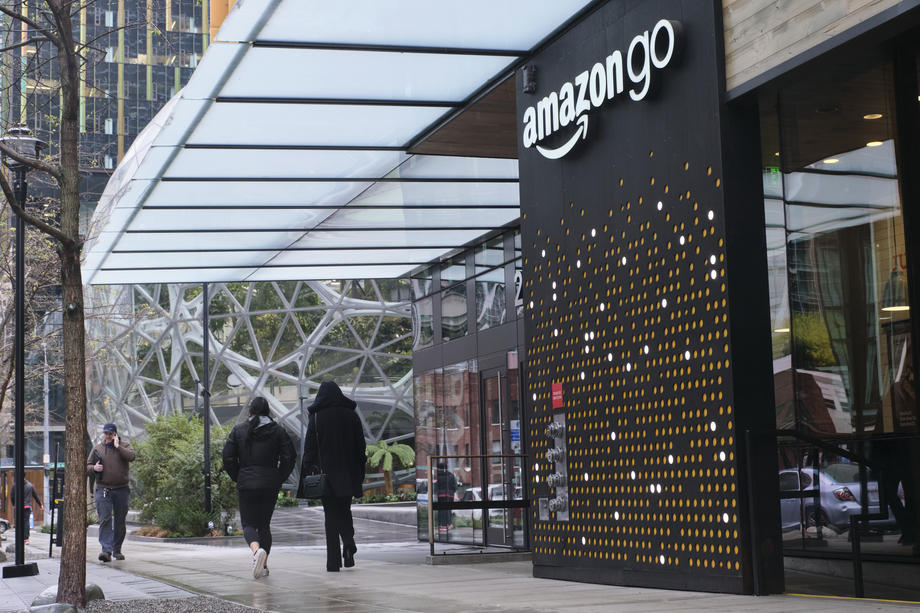 Amazon открывает 100 000 вакансий из-за роста заказов