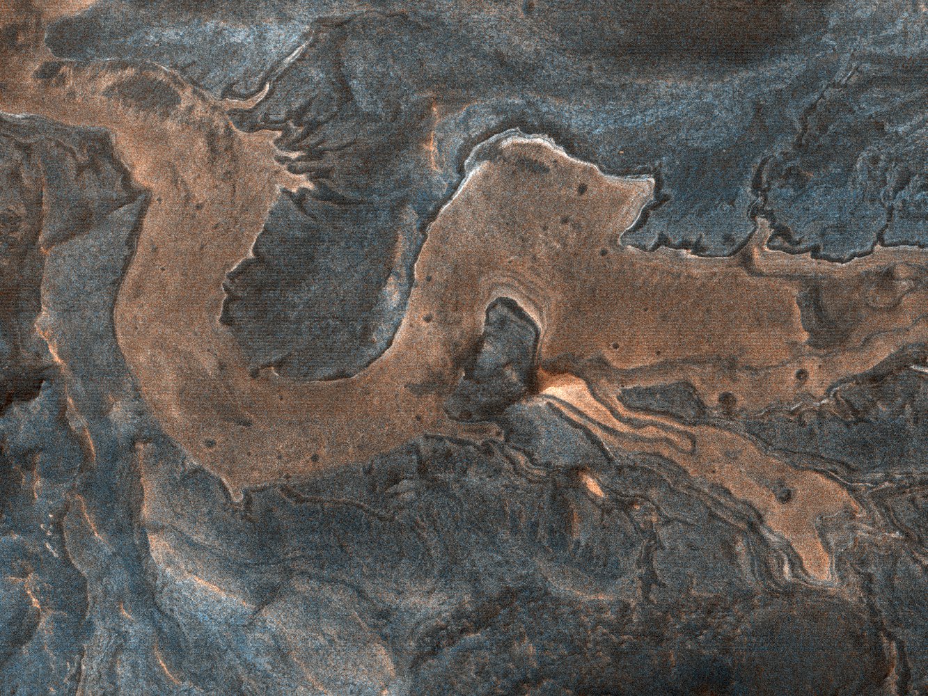 На поверхности Марса увидели китайского дракона.Вокруг Света. Украина
