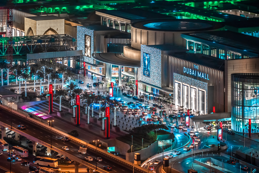 В Дубае вновь открылся крупнейший торговый центр мира