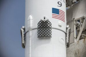 SpaceX выполнила рекордную пятую посадку ступени Falcon 9