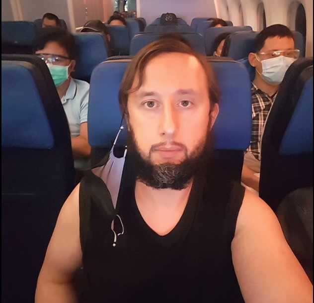 Проживший более 100 дней в аэропорту Манилы турист вернулся домой.Вокруг Света. Украина