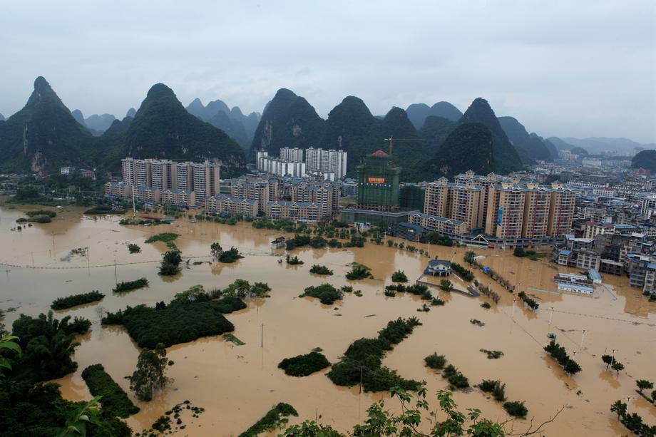 В Китае подсчитали ущерб от сильнейшего наводнения