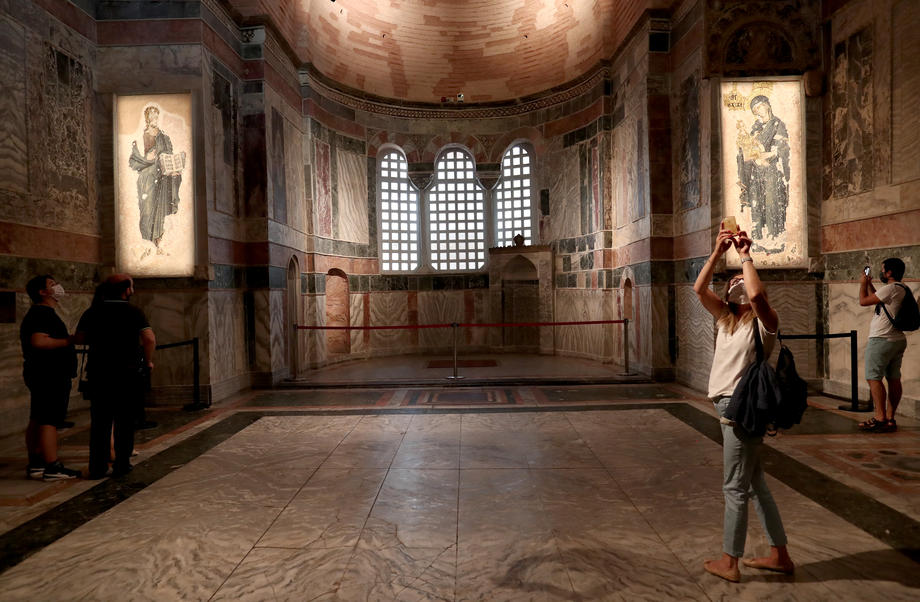 В Стамбуле еще один византийский памятник стал мечетью
