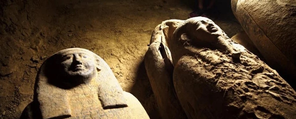 В Египте  в шахте обнаружили кладбище возрастом 2500 лет.Вокруг Света. Украина