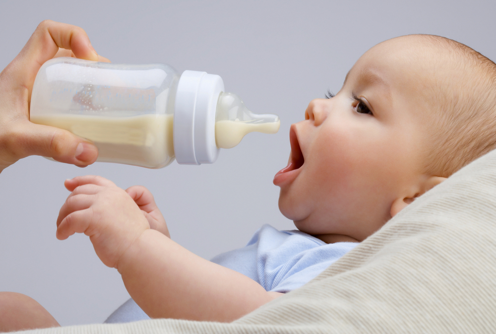 Сколько микропластика съедает младенец из бутылочек