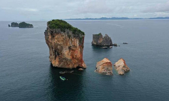В Таиланде разрушается знаменитая скала