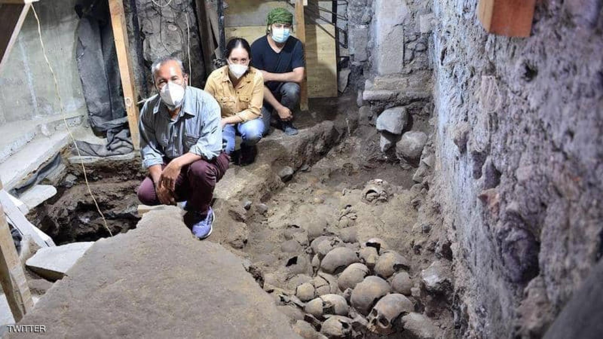 Археологи обнаружили новую часть ацтекской башни черепов в Мехико.Вокруг Света. Украина