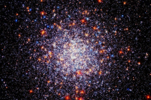 Звездные сокровища: NASA опубликовало новые впечатляющие снимки Hubble