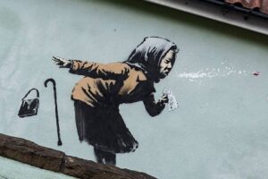 Бэнкси нарисовал «чихающее» граффити