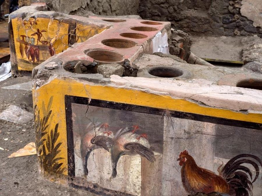 Археологи виявили стародавній магазин вуличної їжі в Помпеях