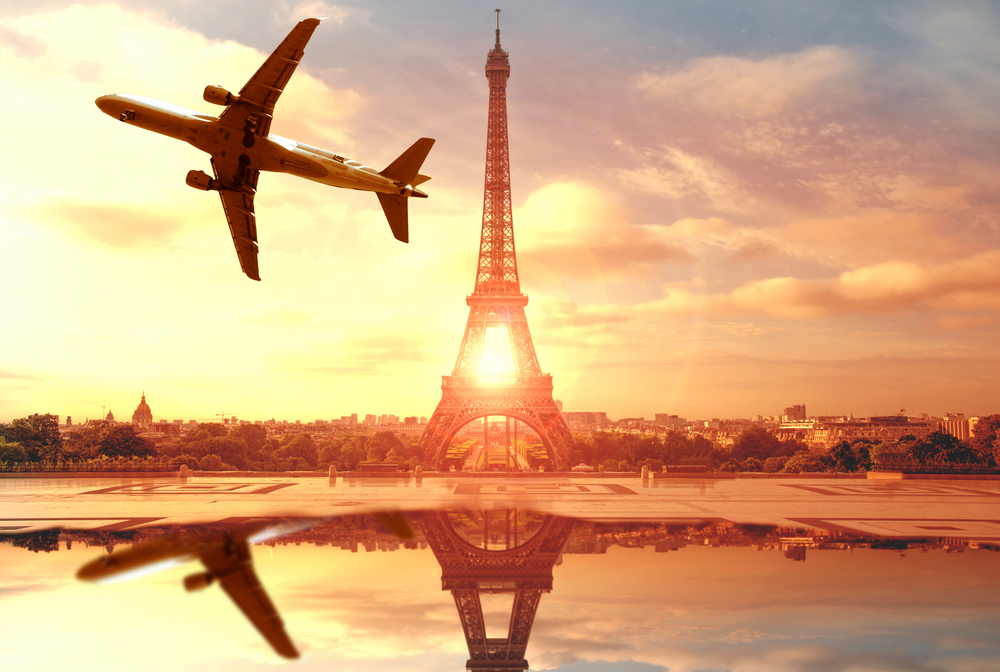 Во Франции запретила короткие внутренние авиарейсы