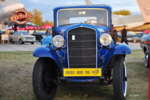 Классика Rolls Royce и советские лимузины: в Киеве стартует фестиваль OldCarLand