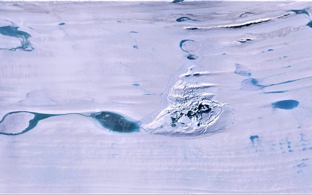 В Восточной Антарктиде пропало крупное озеро.Вокруг Света. Украина