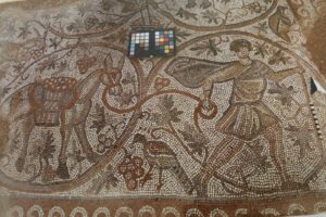 В Турции возродили античную мозаику с сюжетом о сборе винограда