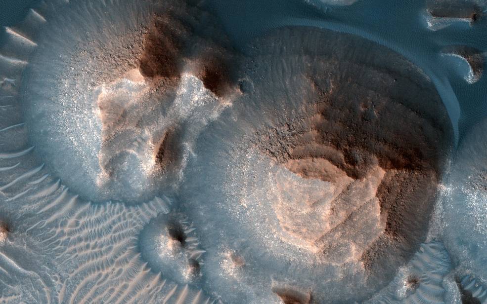 Молодой Марс подвергался тысячам суперизвержений вулканов: NASA