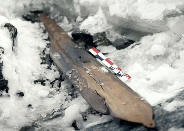 В Норвегии археологи нашли лыжи викингов