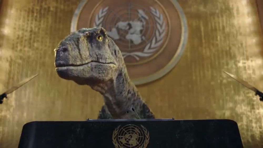 Говорящий динозавр выступил с речью об изменении климата с трибуны ООН