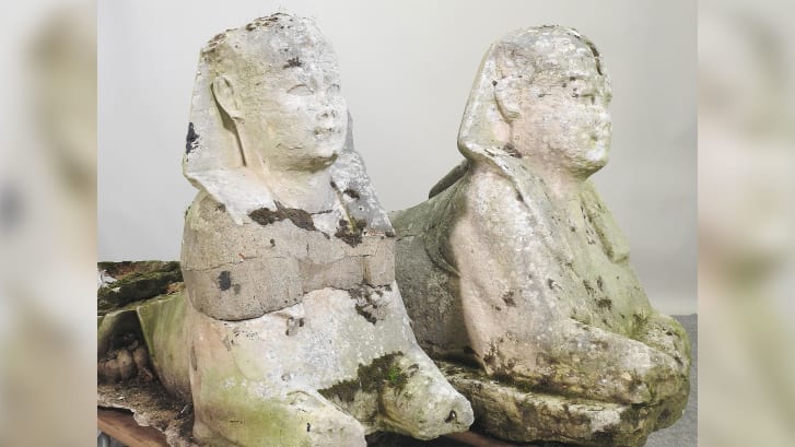 Британские садовые статуи оказались ценными древнеегипетскими реликвиями