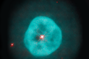 Hubble заметил таинственную планетарную туманность Глаз Клеопатры