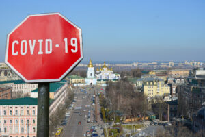 8 областей Украины выходят из красной зоны: что изменится для путешественников