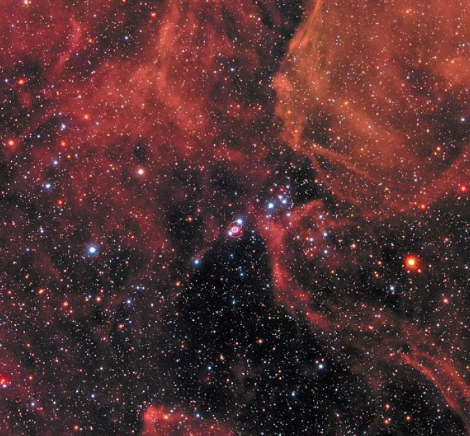 Впервые в истории: астрономы увидели рождение сверхновой онлайн