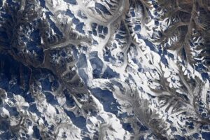 Найди Эверест: астронавт сфотографировал Гималаи из космоса
